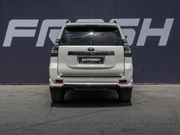 Toyota Land Cruiser Prado 150 Series Рестайлинг 3 с пробегом 2021 года, цена 5 995 000 рублей, 113528 км, внедорожник, Автокод Объявления
