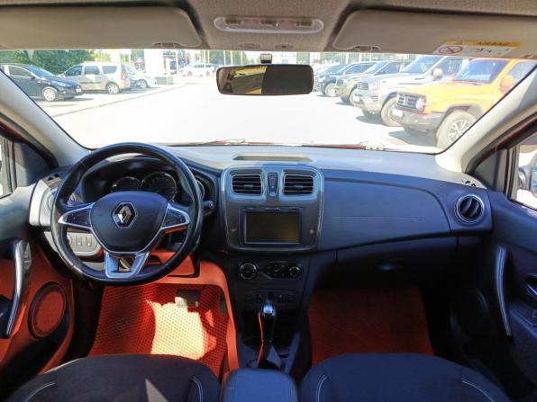 Renault Logan II Рестайлинг с пробегом 2018 года, цена 1 050 000 рублей, 148079 км, седан, Автокод Объявления