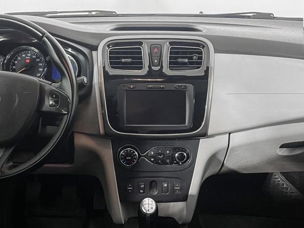 Renault Logan II с пробегом 2014 года, цена 779 000 рублей, 103072 км, седан, Автокод Объявления