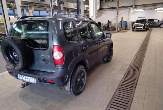 Chevrolet Niva I Рестайлинг с пробегом 2018 года, цена 644 000 рублей, 50900 км, внедорожник, Автокод Объявления