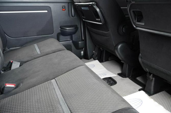 Honda Stepwgn V с пробегом 2016 года, цена 2 029 000 рублей, 191000 км, минивэн, Автокод Объявления