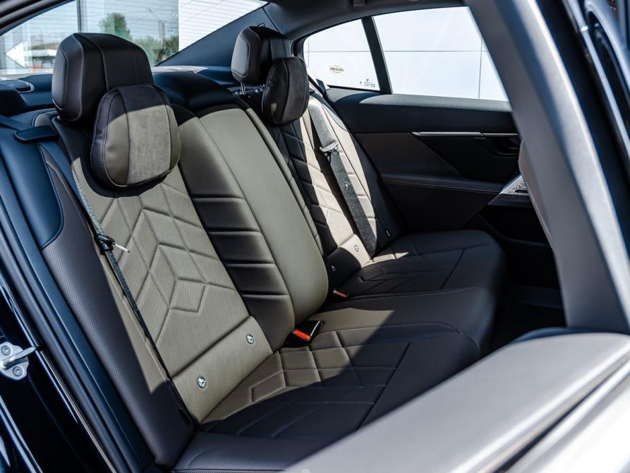 BMW 5 серии VIII (G60/G61/G68) Магнитогорск  - изображение 14