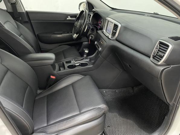 Kia Sportage IV Рестайлинг с пробегом 2018 года, цена 2 300 000 рублей, 130757 км, внедорожник, Автокод Объявления