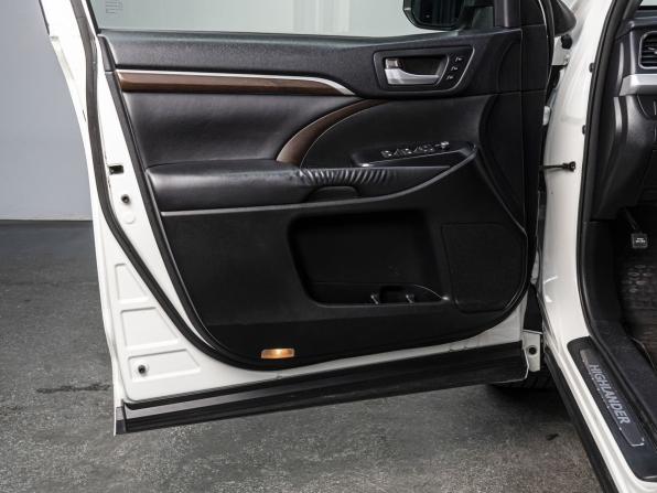 Toyota Highlander III (XU50) с пробегом 2014 года, цена 2 835 000 рублей, 233920 км, внедорожник, Автокод Объявления