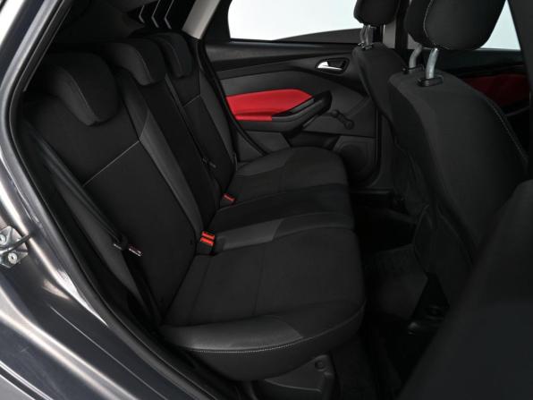 Ford Focus III с пробегом 2011 года, цена 719 000 рублей, 135330 км, хэтчбек, Автокод Объявления