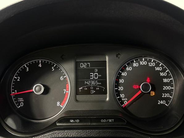 Volkswagen Polo V Рестайлинг с пробегом 2015 года, цена 1 135 000 рублей, 142363 км, седан, Автокод Объявления