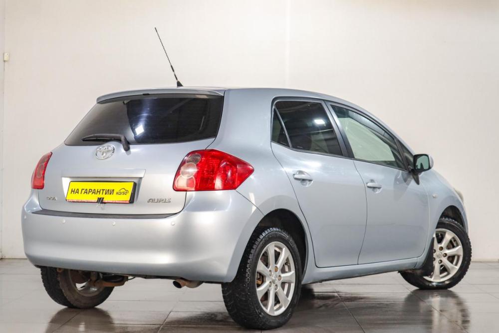Toyota Auris I Челябинск  - изображение 7