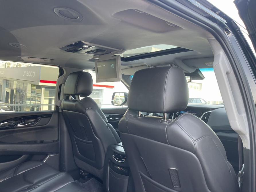 Cadillac Escalade IV Владимир  - изображение 18
