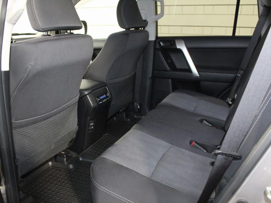 Toyota Land Cruiser Prado 150 Series Рестайлинг 2 Москва  - изображение 3