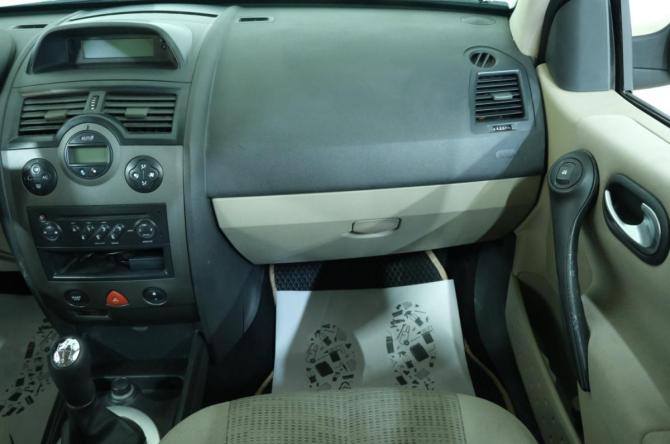 Renault Megane II Рестайлинг с пробегом 2006 года, цена 299 000 рублей, 239972 км, седан, Автокод Объявления