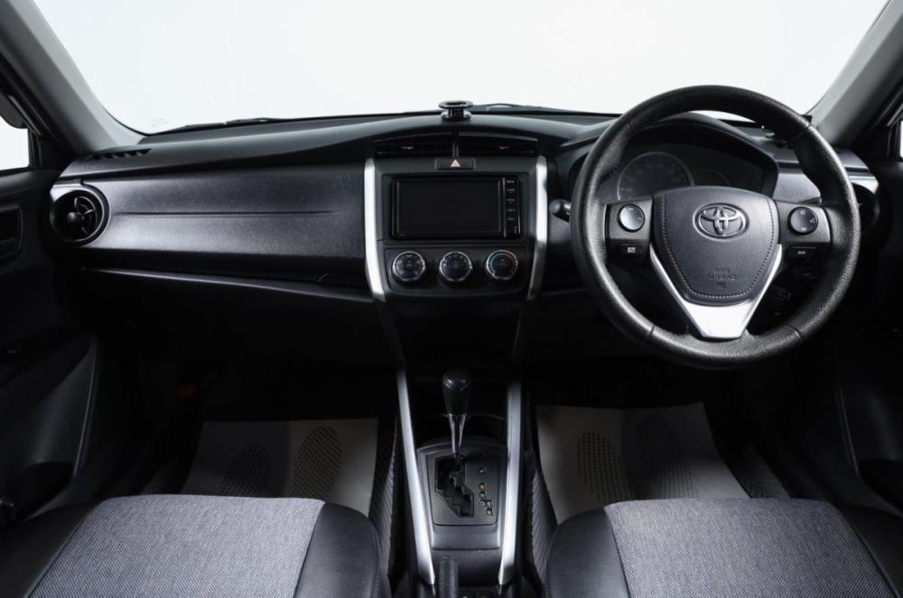 Toyota Corolla XI (E160 E170 E180) Рестайлинг 1 Новосибирск  - изображение 9