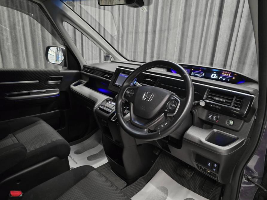 Honda Stepwgn V Красноярск  - изображение 11