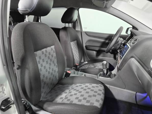 Ford Focus II с пробегом 2007 года, цена 279 000 рублей, 245078 км, хэтчбек, Автокод Объявления