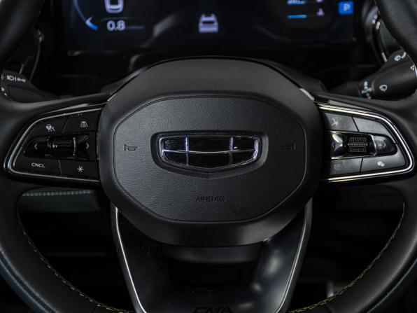 Geely Monjaro I с пробегом 2023 года, цена 3 279 000 рублей, 57157 км, внедорожник, Автокод Объявления