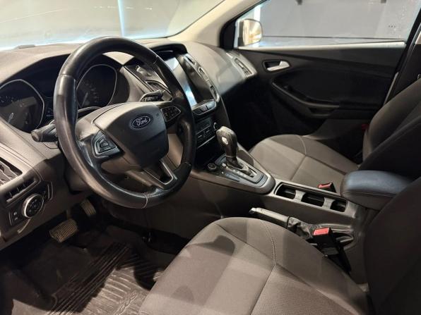 Ford Focus III Рестайлинг с пробегом 2019 года, цена 999 000 рублей, 136000 км, универсал, Автокод Объявления