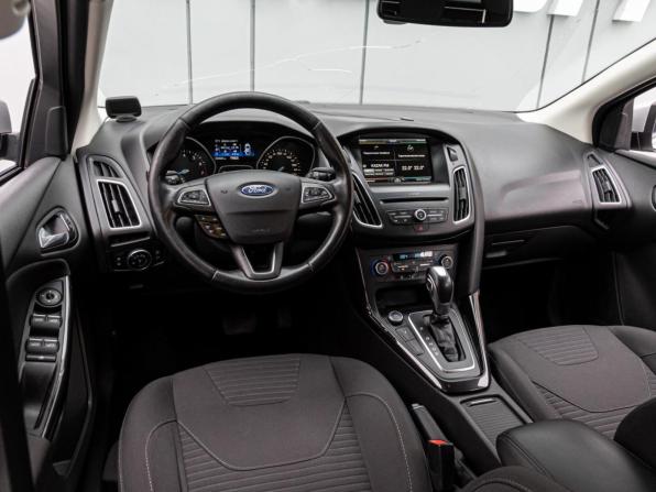 Ford Focus III Рестайлинг с пробегом 2015 года, цена 1 198 000 рублей, 234025 км, универсал, Автокод Объявления