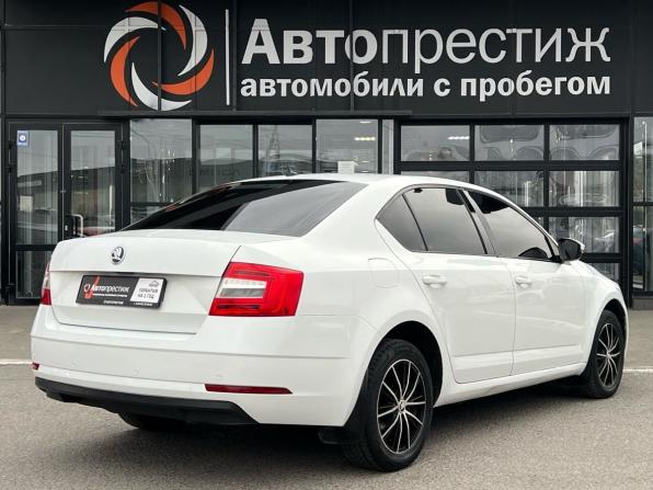 Skoda Octavia III (A7) Рестайлинг с пробегом 2018 года, цена 1 311 000 рублей, 141569 км, лифтбек, Автокод Объявления