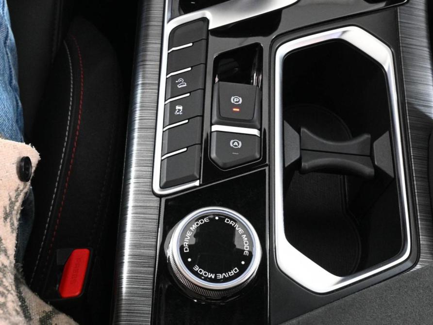 Geely Tugella I Рестайлинг Ростов-на-Дону  - изображение 18