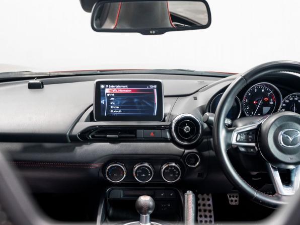 Mazda Roadster IV (ND) с пробегом 2015 года, цена 1 800 000 рублей, 122000 км, кабриолет, Автокод Объявления