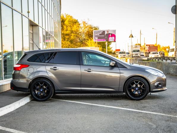 Ford Focus III с пробегом 2012 года, цена 898 000 рублей, 122812 км, универсал, Автокод Объявления