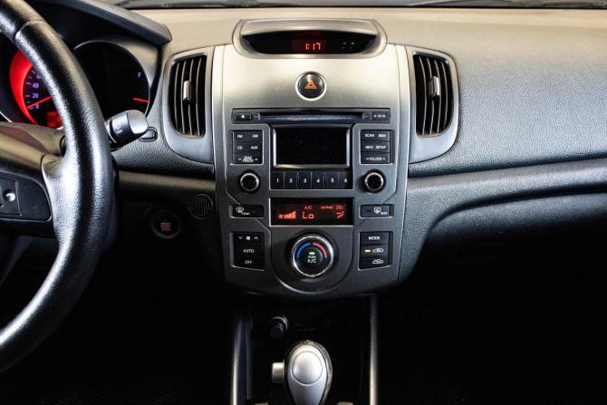 Kia Forte I с пробегом 2012 года, цена 849 000 рублей, 239458 км, седан, Автокод Объявления