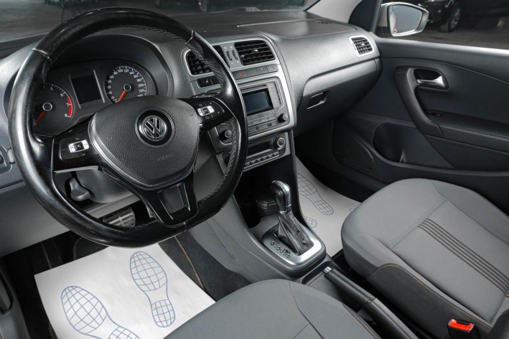 Volkswagen Polo V Рестайлинг Тюмень  - изображение 8