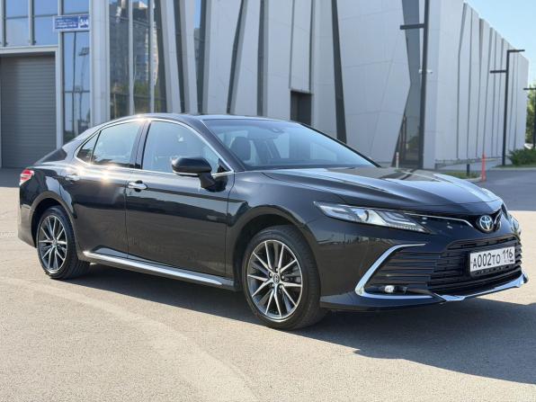 Toyota Camry VIII (XV70) Рестайлинг с пробегом 2023 года, цена 3 550 000 рублей, 42569 км, седан, Автокод Объявления
