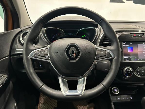 Renault Kaptur I Рестайлинг с пробегом 2021 года, цена 1 649 000 рублей, 96796 км, внедорожник, Автокод Объявления