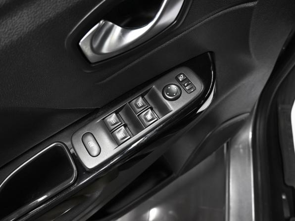 Renault Kaptur I Рестайлинг с пробегом 2021 года, цена 1 795 000 рублей, 59236 км, внедорожник, Автокод Объявления