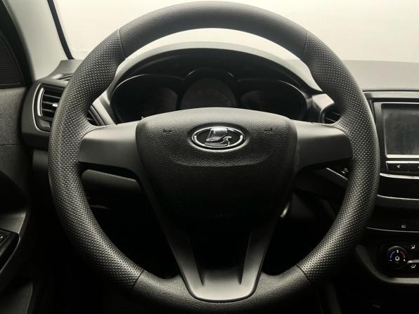 Lada (ВАЗ) Vesta I с пробегом 2021 года, цена 1 071 000 рублей, 49018 км, седан, Автокод Объявления