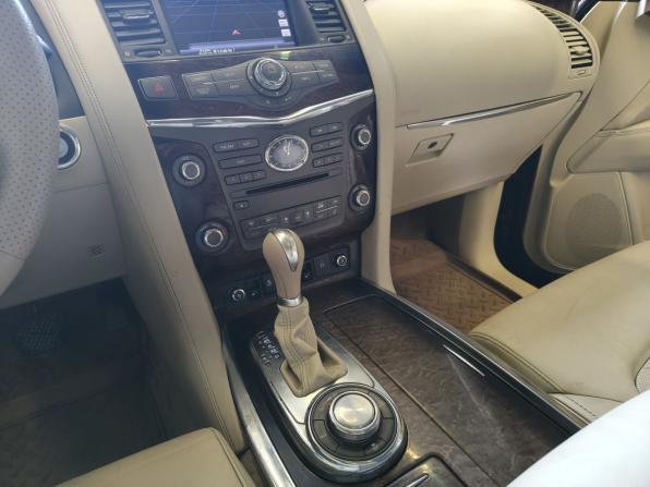 Infiniti QX56 II с пробегом 2012 года, цена 1 790 000 рублей, 364000 км, внедорожник, Автокод Объявления