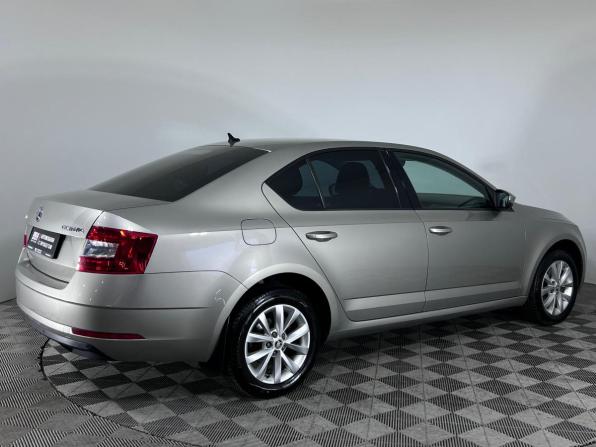 Skoda Octavia III (A7) Рестайлинг с пробегом 2017 года, цена 1 299 000 рублей, 230873 км, лифтбек, Автокод Объявления