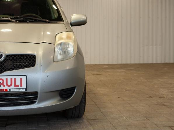 Toyota Yaris II с пробегом 2006 года, цена 450 000 рублей, 306857 км, хэтчбек, Автокод Объявления