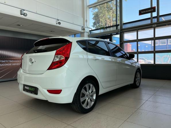 Hyundai Solaris I с пробегом 2012 года, цена 849 000 рублей, 180008 км, хэтчбек, Автокод Объявления