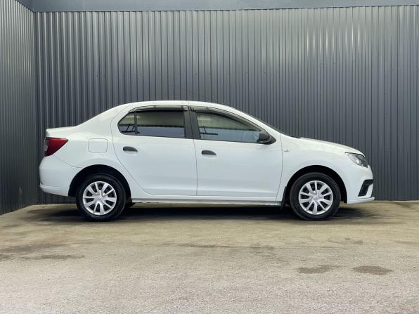 Renault Logan II Рестайлинг с пробегом 2018 года, цена 777 000 рублей, 129314 км, седан, Автокод Объявления