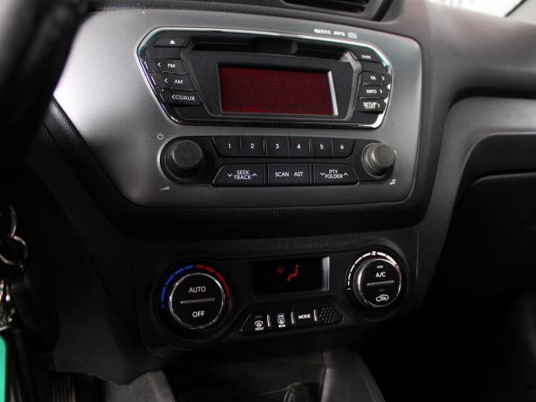 Kia Rio III с пробегом 2014 года, цена 995 000 рублей, 129000 км, седан, Автокод Объявления