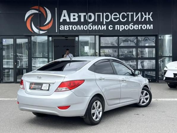 Hyundai Solaris I с пробегом 2013 года, цена 799 000 рублей, 134844 км, седан, Автокод Объявления