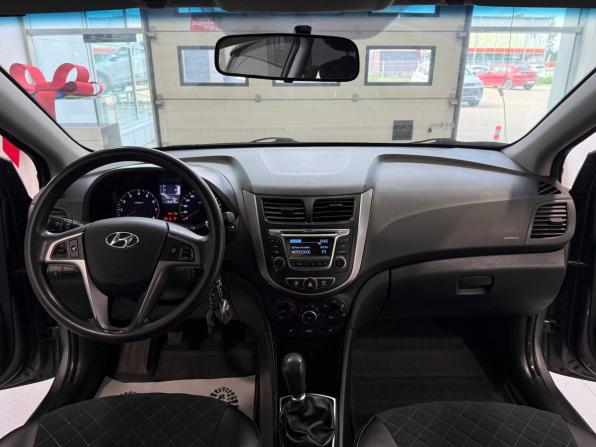 Hyundai Solaris I Рестайлинг с пробегом 2015 года, цена 909 000 рублей, 134637 км, седан, Автокод Объявления