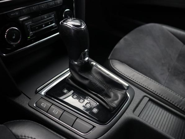 Skoda Superb II Рестайлинг с пробегом 2013 года, цена 1 199 000 рублей, 127932 км, лифтбек, Автокод Объявления