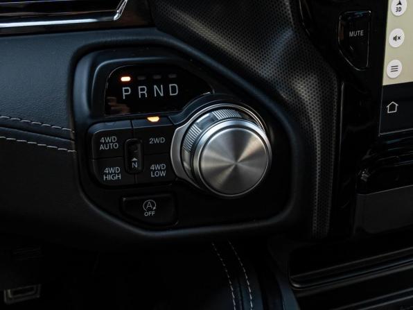 Ram 1500 V с пробегом 2023 года, цена 8 640 000 рублей, 17941 км, offers.body_type.unknown, Автокод Объявления