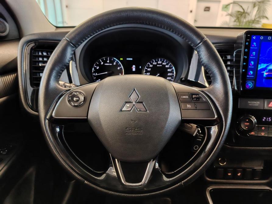 Mitsubishi Outlander III Рестайлинг 2 Санкт-Петербург  - изображение 17
