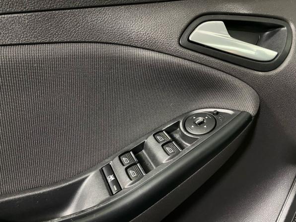 Ford Focus III с пробегом 2014 года, цена 709 000 рублей, 228299 км, седан, Автокод Объявления
