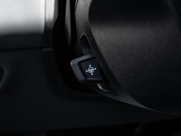 BMW iX I (I20) с пробегом 2021 года, цена 7 155 000 рублей, 33661 км, внедорожник, Автокод Объявления