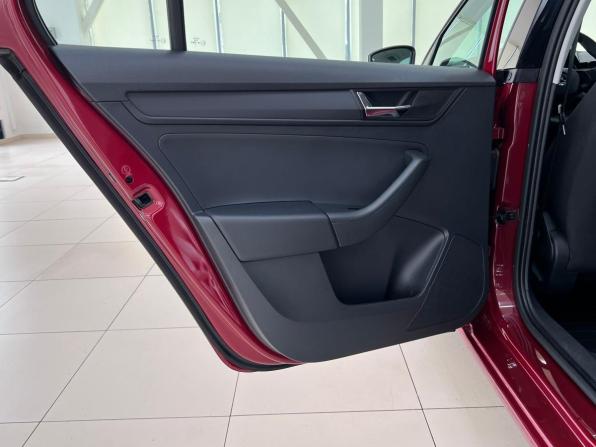Skoda Rapid II с пробегом 2021 года, цена 1 745 000 рублей, 63273 км, лифтбек, Автокод Объявления