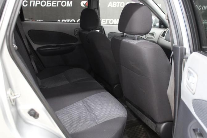 Nissan Wingroad II (Y11) Рестайлинг с пробегом 2004 года, цена 330 000 рублей, 261000 км, универсал, Автокод Объявления