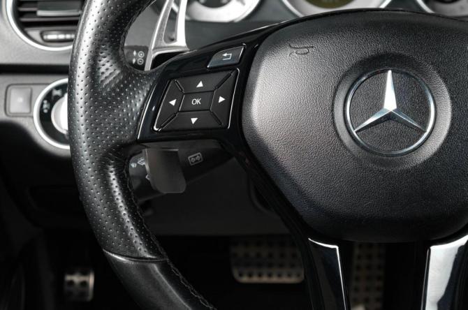 Mercedes-Benz C-Класс III (W204) Рестайлинг с пробегом 2012 года, цена 1 689 000 рублей, 113000 км, седан, Автокод Объявления