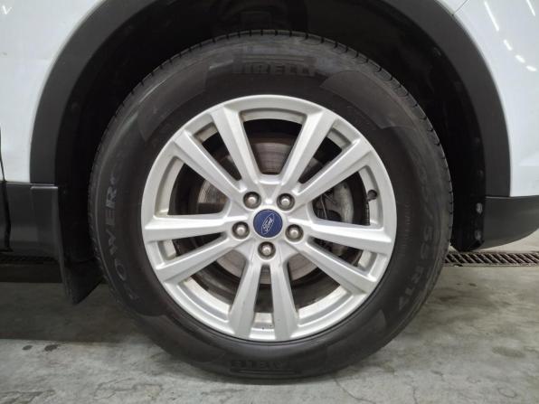 Ford Kuga II Рестайлинг с пробегом 2018 года, цена 1 480 000 рублей, 212689 км, внедорожник, Автокод Объявления