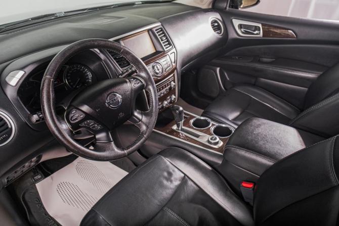 Nissan Pathfinder IV с пробегом 2015 года, цена 1 679 000 рублей, 305000 км, внедорожник, Автокод Объявления