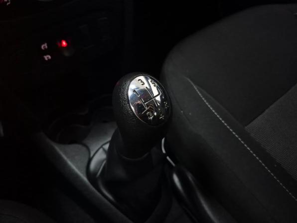 Renault Sandero II Рестайлинг с пробегом 2019 года, цена 1 180 000 рублей, 87284 км, хэтчбек, Автокод Объявления
