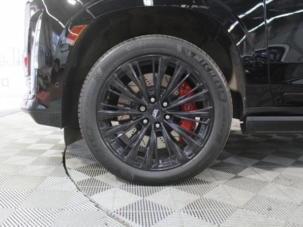 Cadillac Escalade V с пробегом 2021 года, цена 12 990 000 рублей, 58490 км, внедорожник, Автокод Объявления